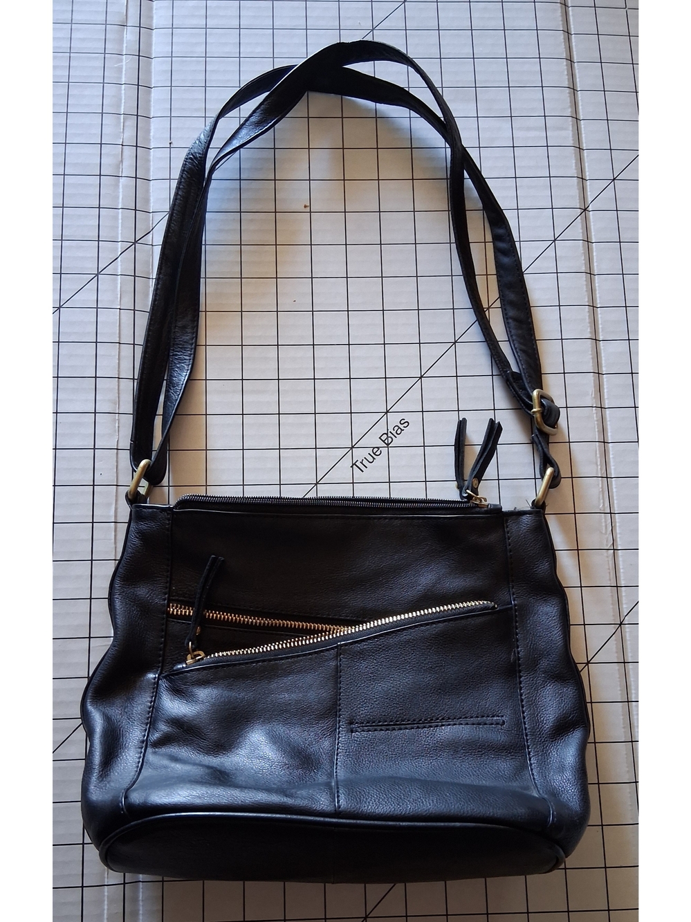 Leather Black Crossbody Bag with Front Zip Pocket
